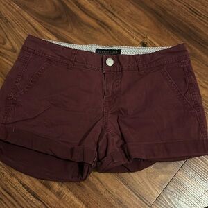 Maroon, jean shorts, low waisted